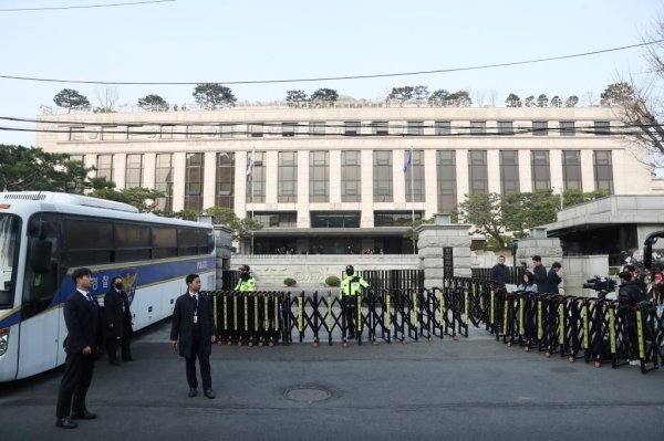 股牛配 尹锡悦被罢免后命运将如何 谁可能成为韩国下届总统